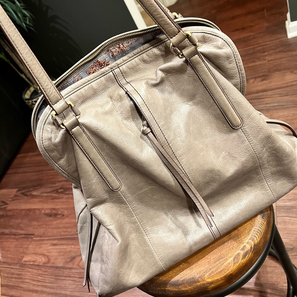 HOBO International Delaney Tote and Matching Wallet